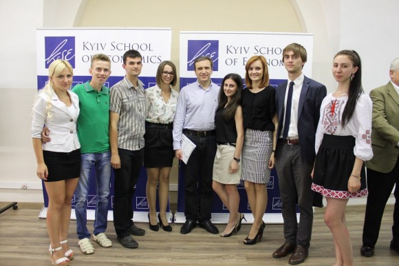 The meeting of Enactus Ukraine finalist teams with the Minister of Economic Development and Trade of Ukraine Pavlo Sheremeta